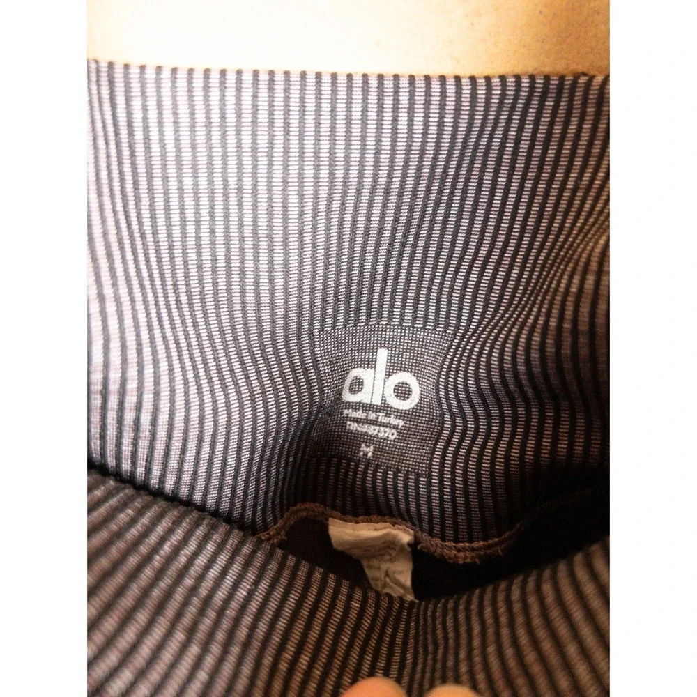 Alo Yoga High Waist Seamless‎ Striped Colorblock Leggings Mauve Black Size M